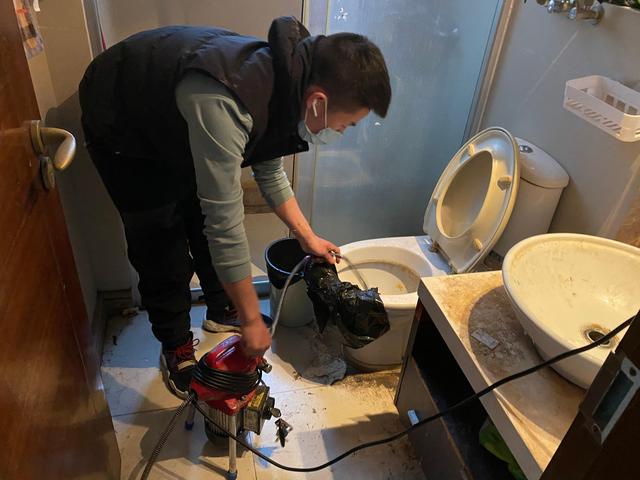 泸州马桶疏通-疏通下水道