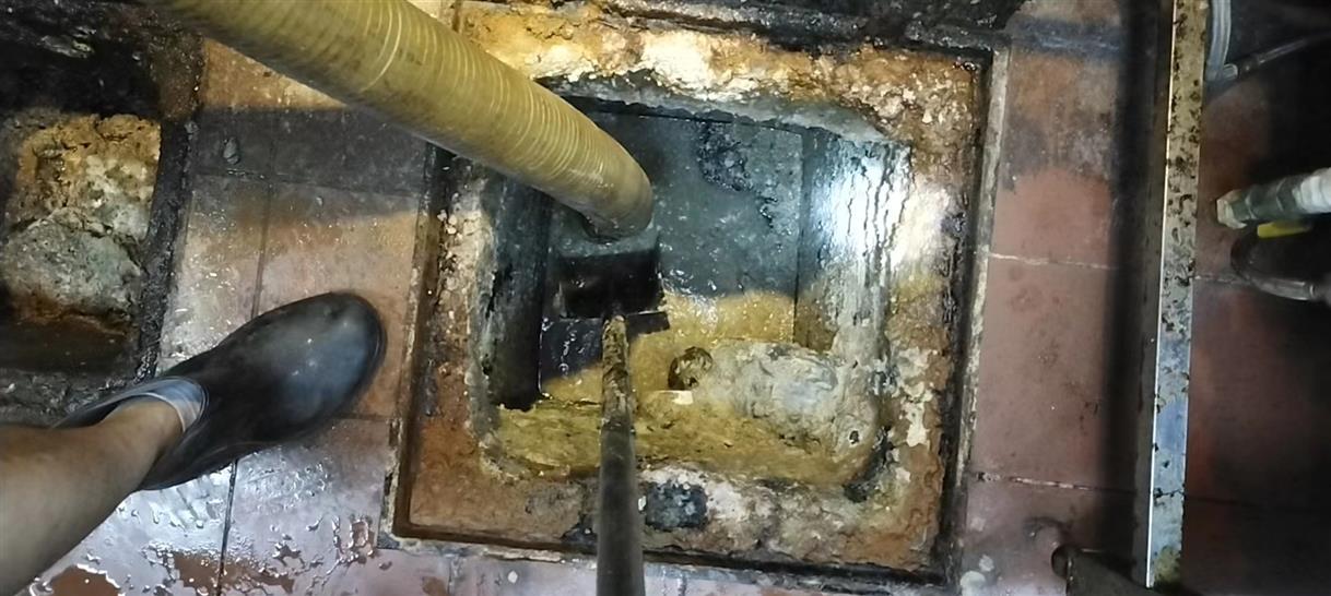 泸州化油池清理-污水池清掏